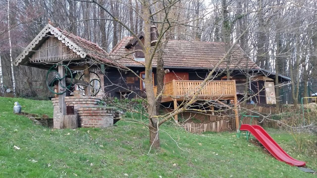 Country House With A Pool In Medvednica Nature Park 자그레브 외부 사진