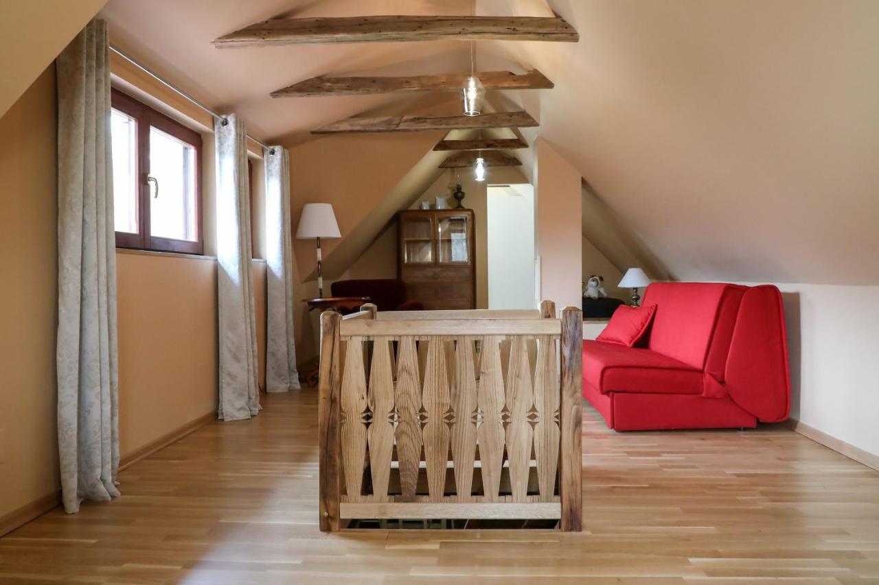 Country House With A Pool In Medvednica Nature Park 자그레브 외부 사진