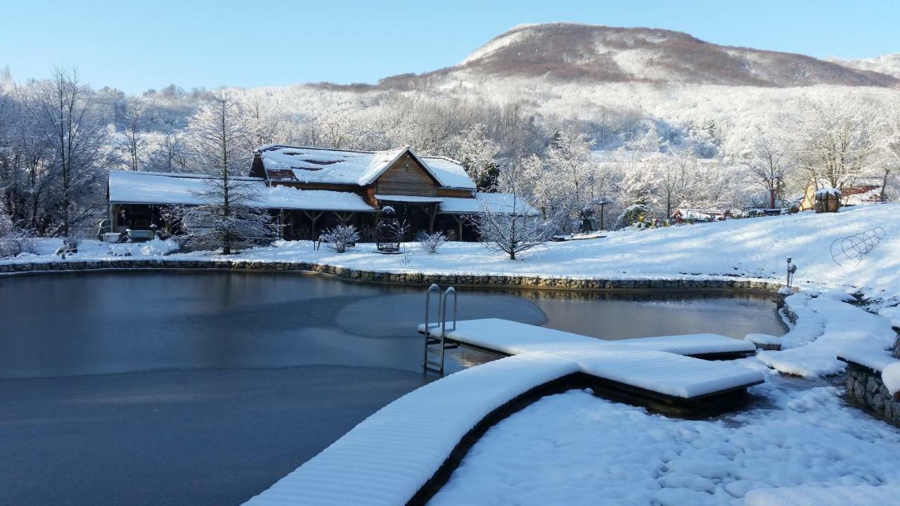 Country House With A Pool In Medvednica Nature Park 자그레브 외부 사진