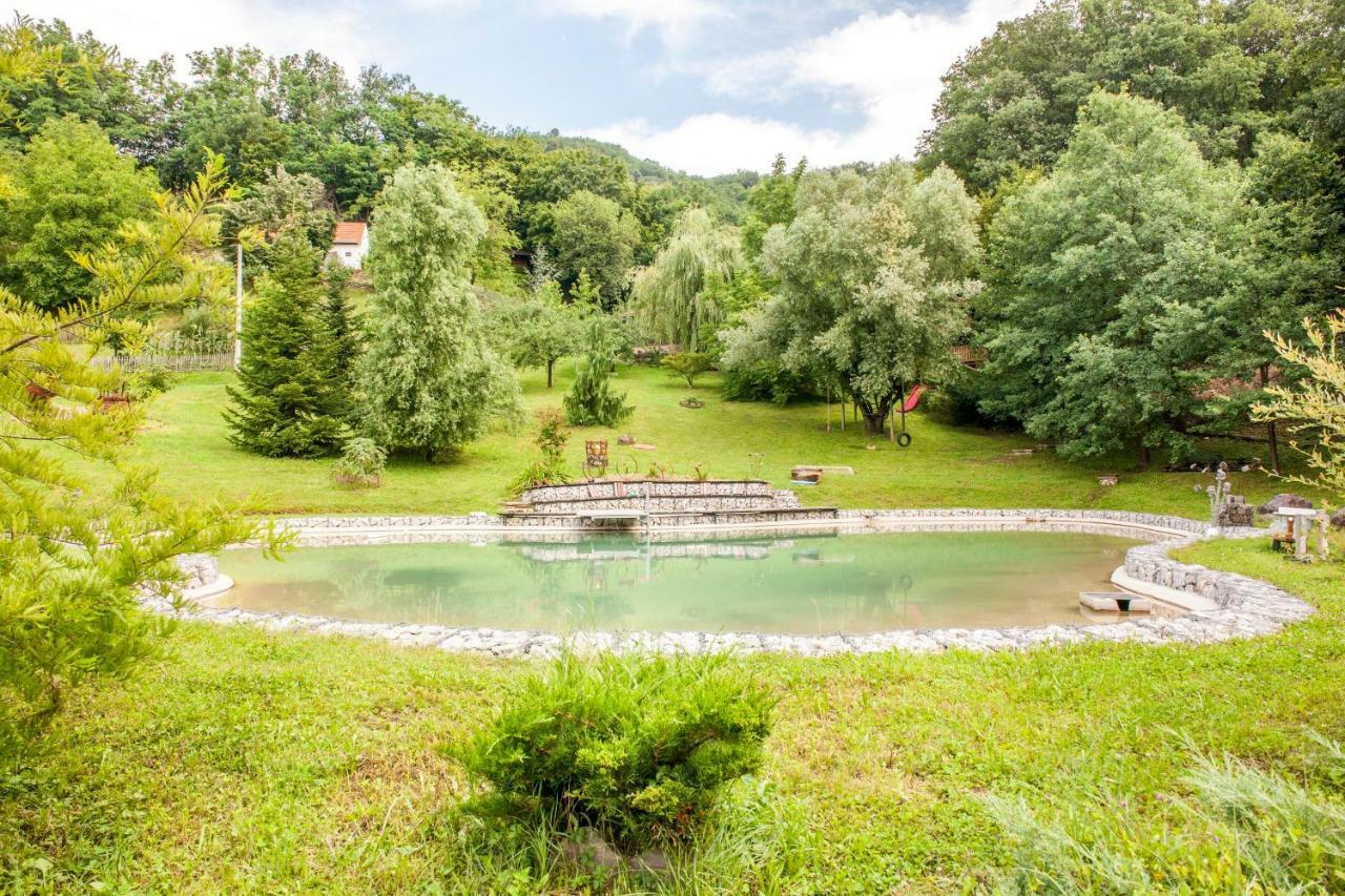 Country House With A Pool In Medvednica Nature Park 자그레브 외부 사진