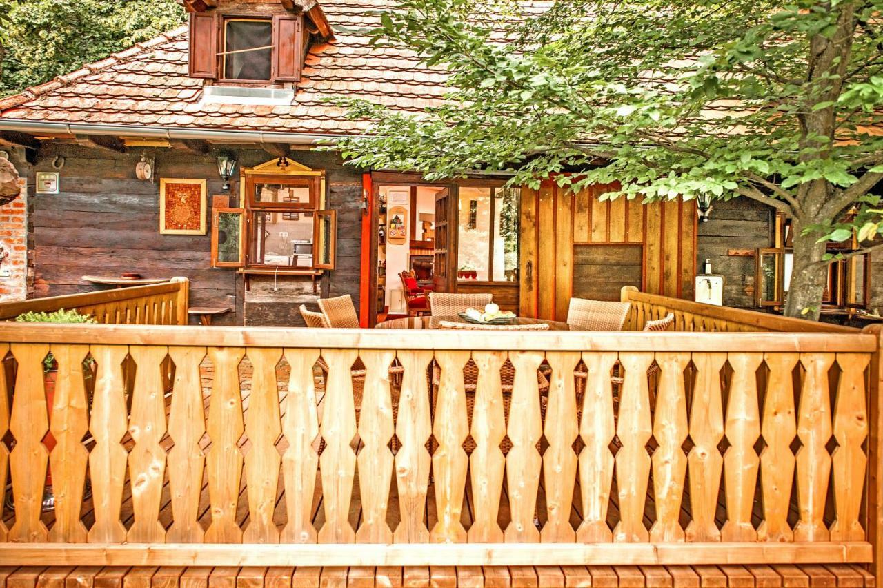 Country House With A Pool In Medvednica Nature Park 자그레브 외부 사진