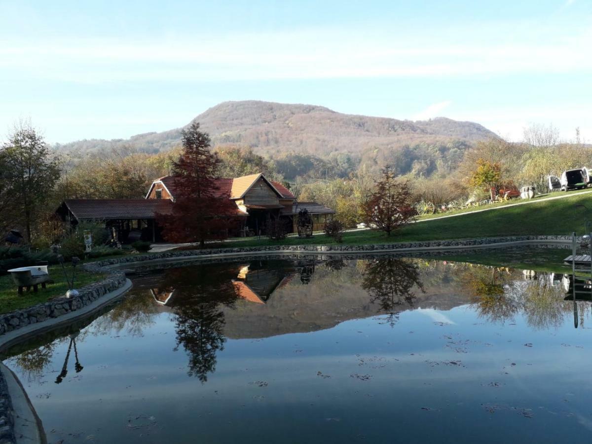 Country House With A Pool In Medvednica Nature Park 자그레브 외부 사진
