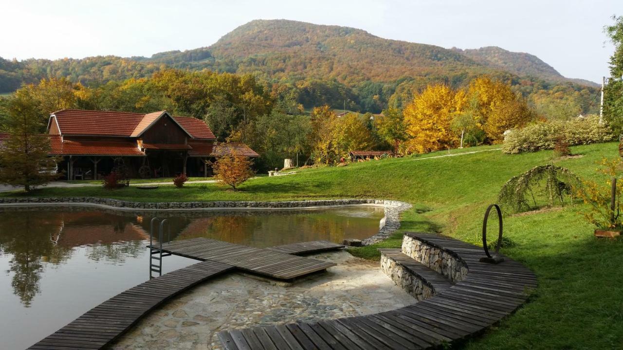 Country House With A Pool In Medvednica Nature Park 자그레브 외부 사진